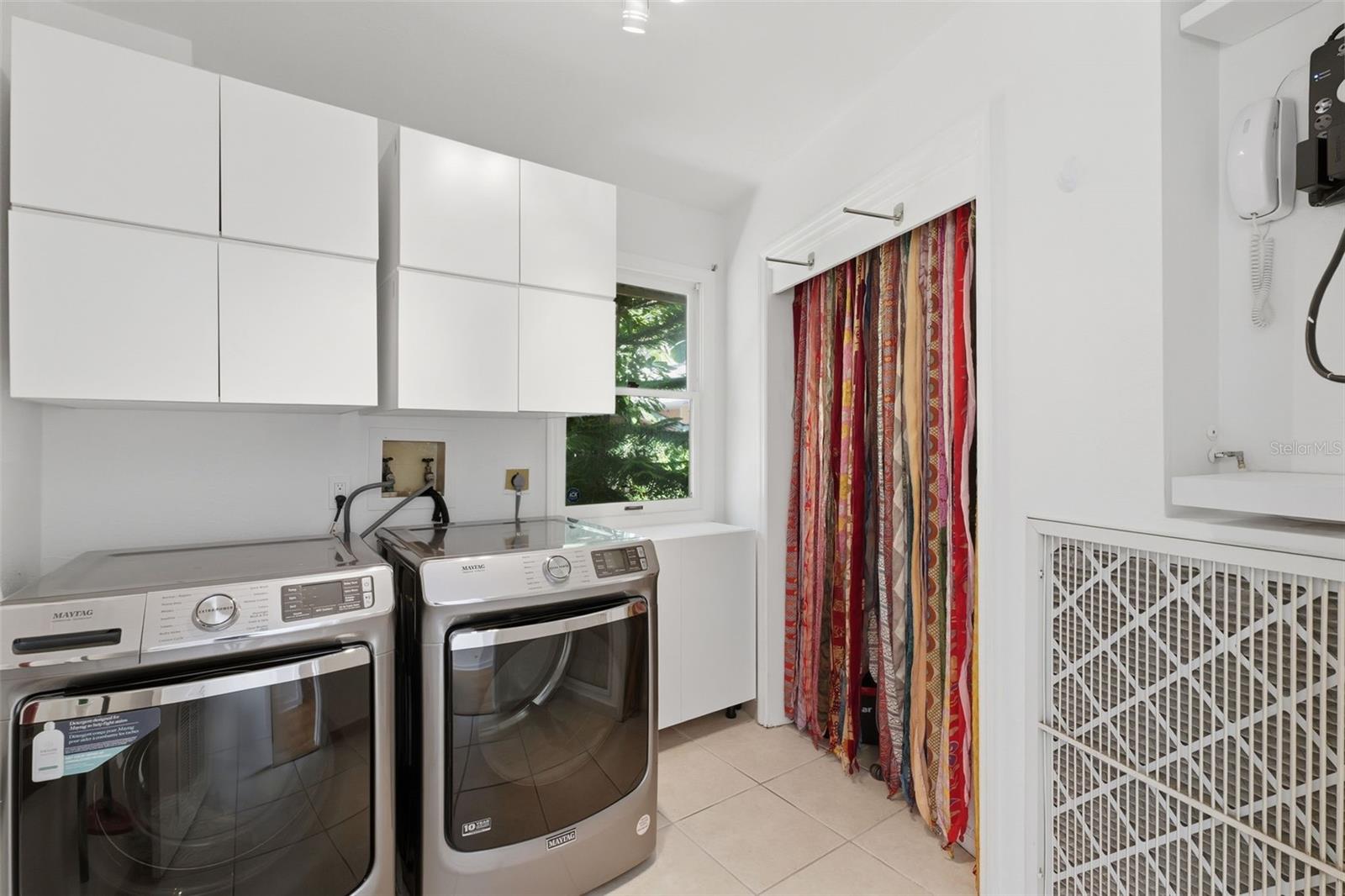 BAY SHORE DRIVE SUB - Residential