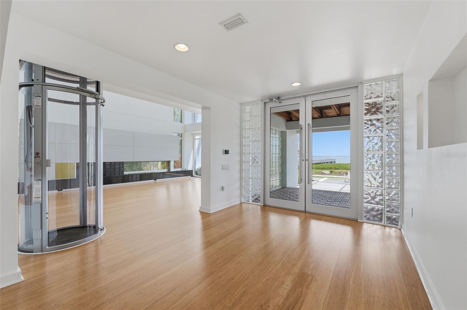 BAY SHORE DRIVE SUB - Residential