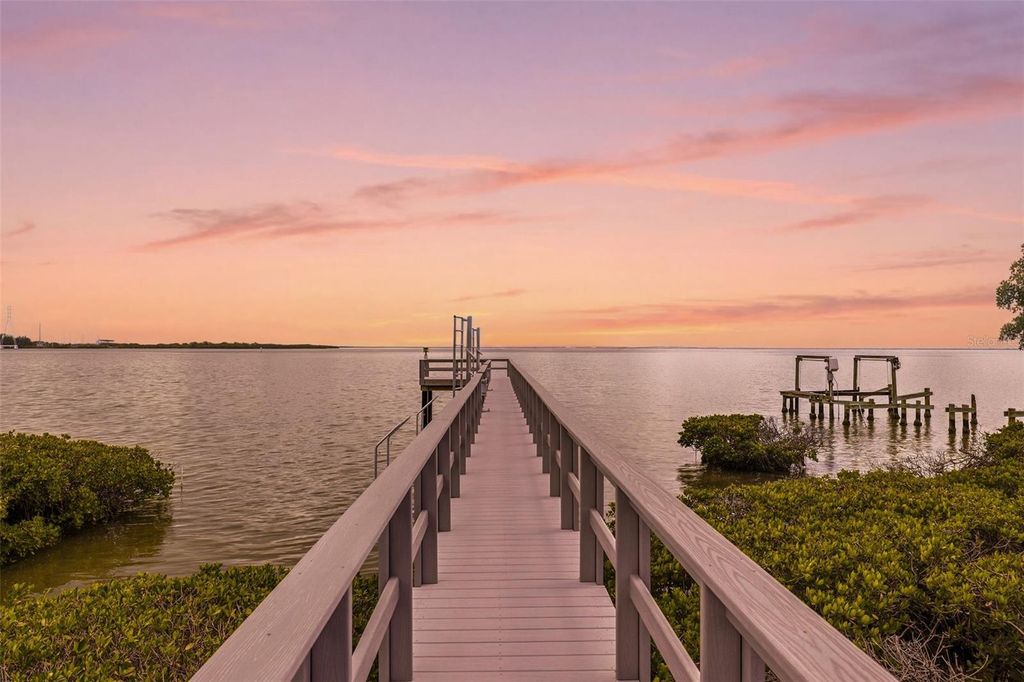 Photo of 1405 N Bayshore Drive, Safety Harbor, FL 34695 (MLS # TB8486960)