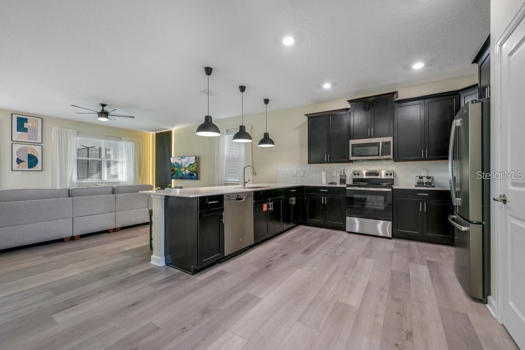 COVE AT STOREY LAKE II - Residential