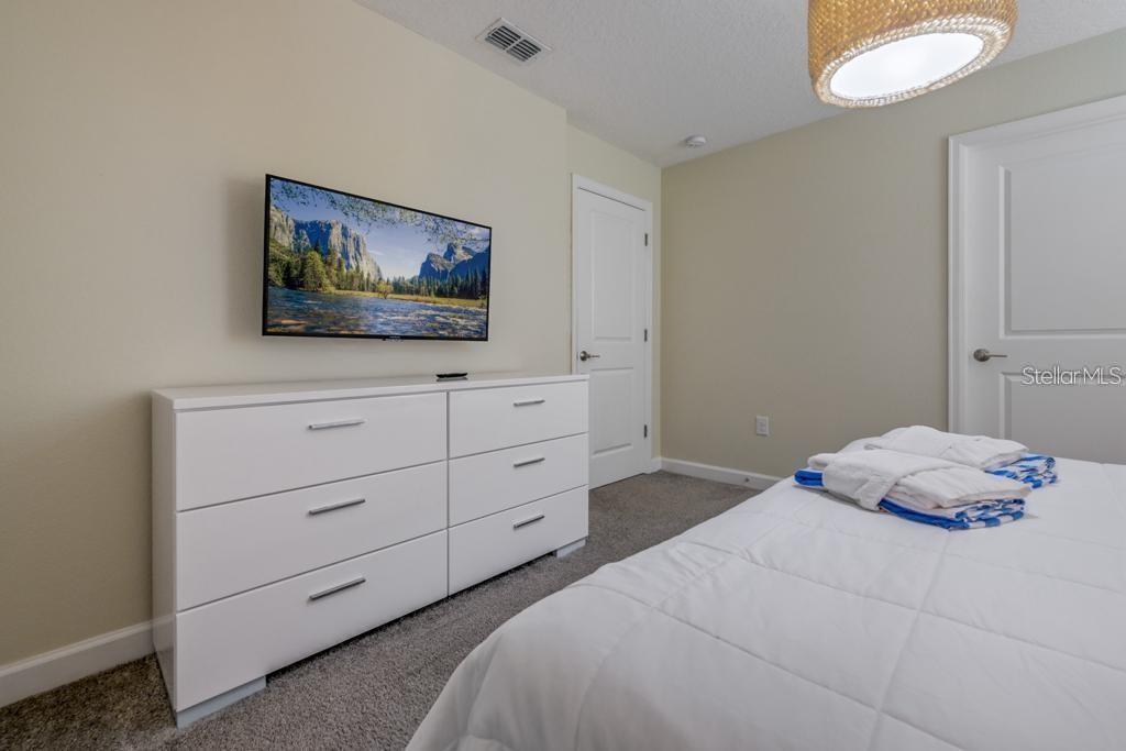 COVE AT STOREY LAKE II - Residential