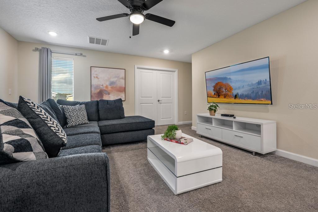COVE AT STOREY LAKE II - Residential