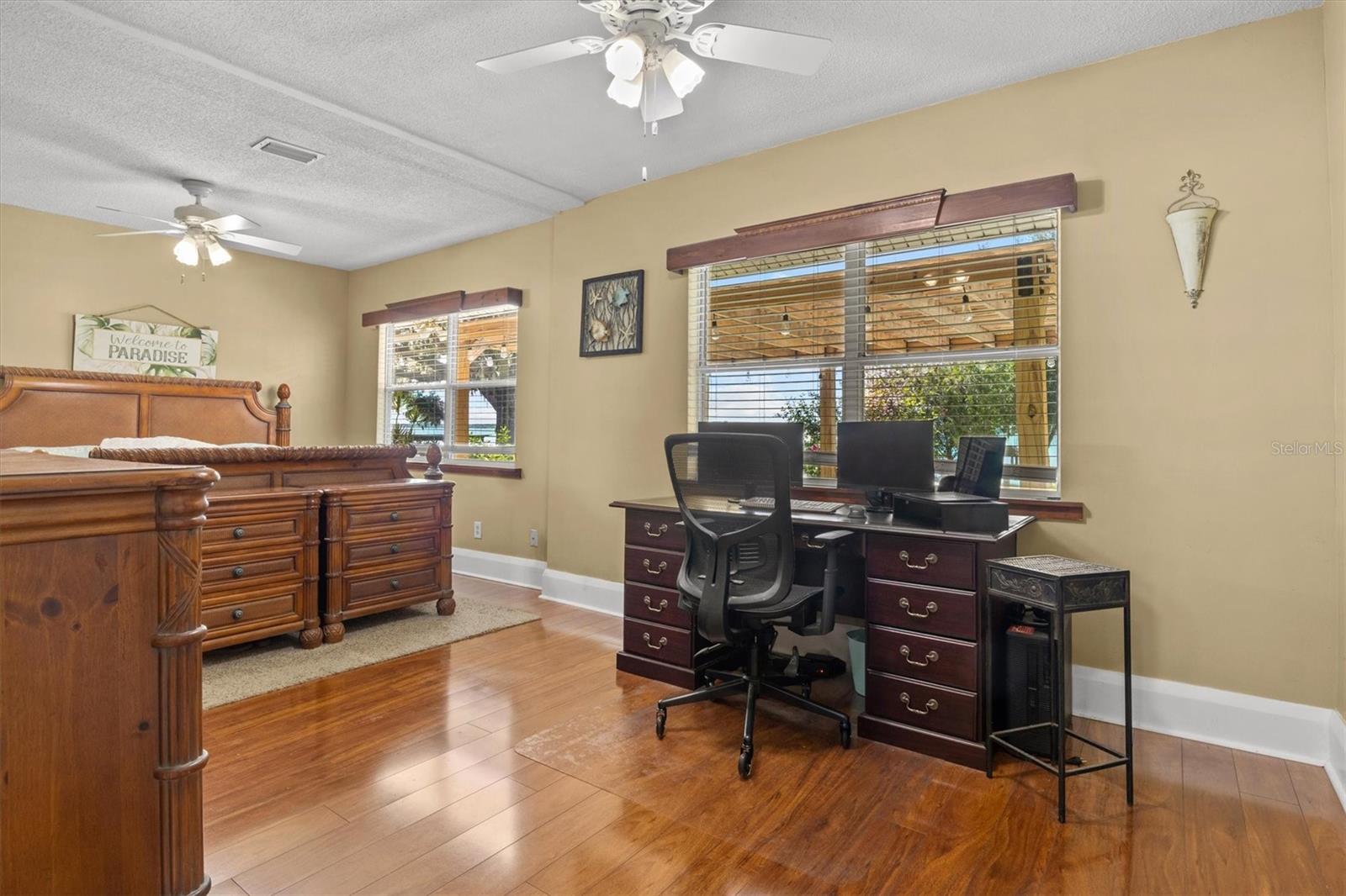 MYERDELL - Residential