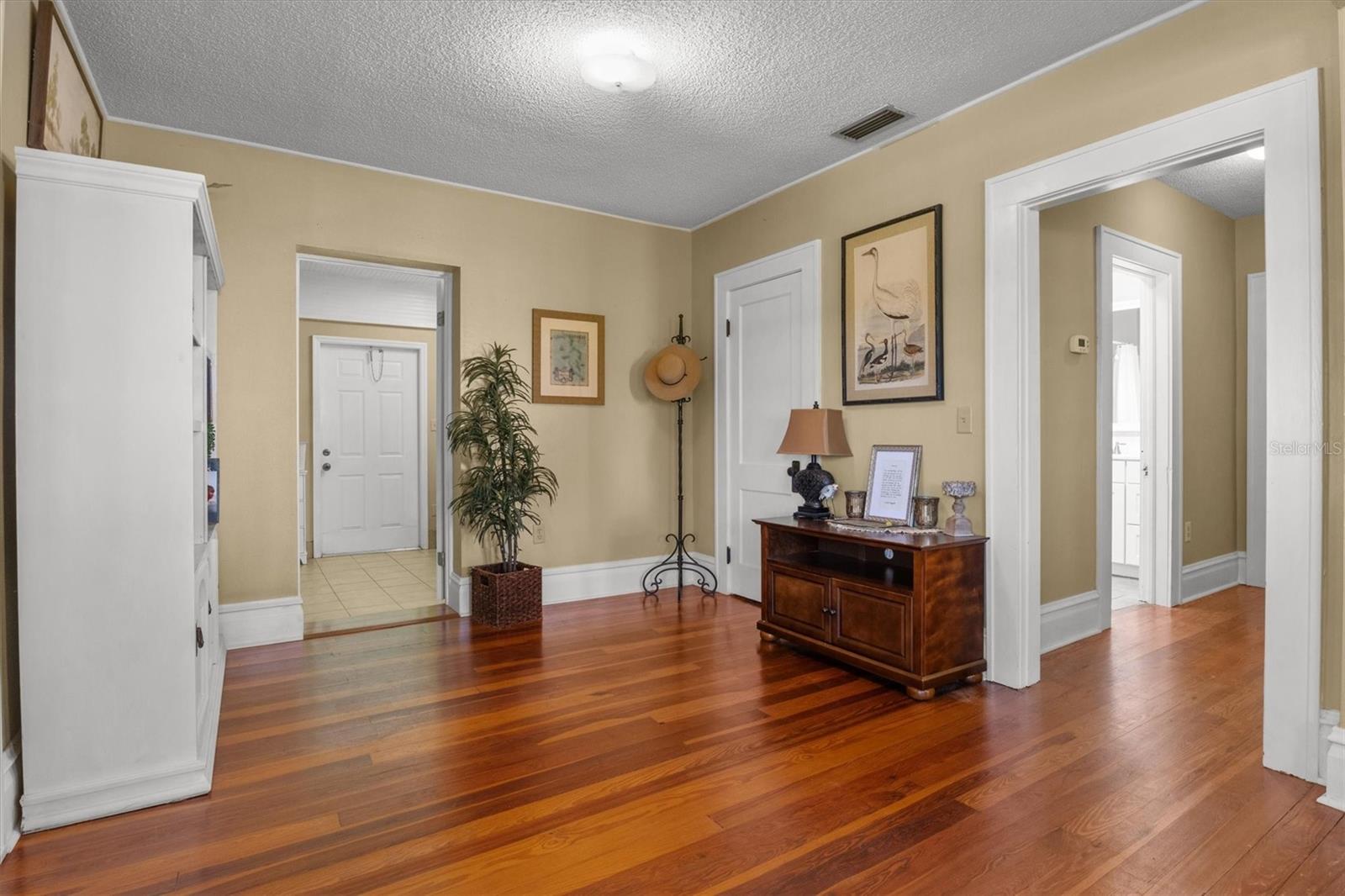 MYERDELL - Residential