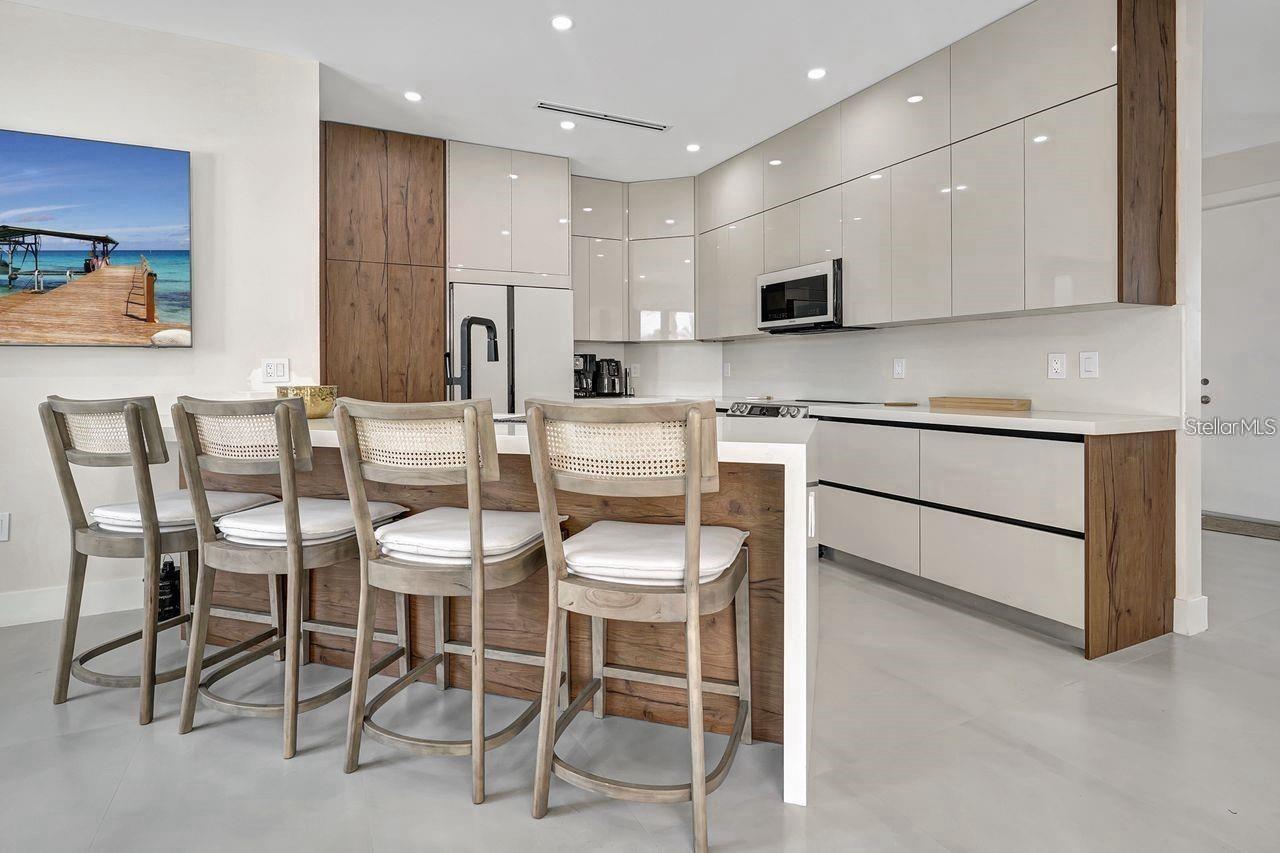 ROTONDA WEST LONG MEADOW - Residential