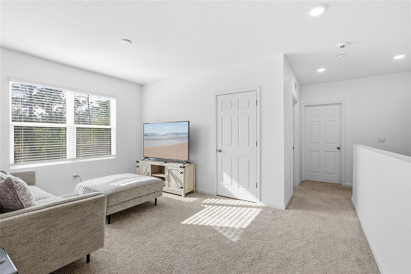 ADAMSON CRK PH ONE-C - Residential