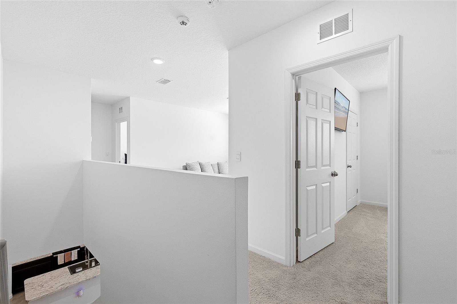 ADAMSON CRK PH ONE-C - Residential