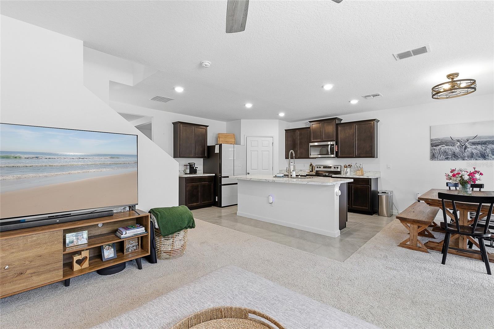 ADAMSON CRK PH ONE-C - Residential