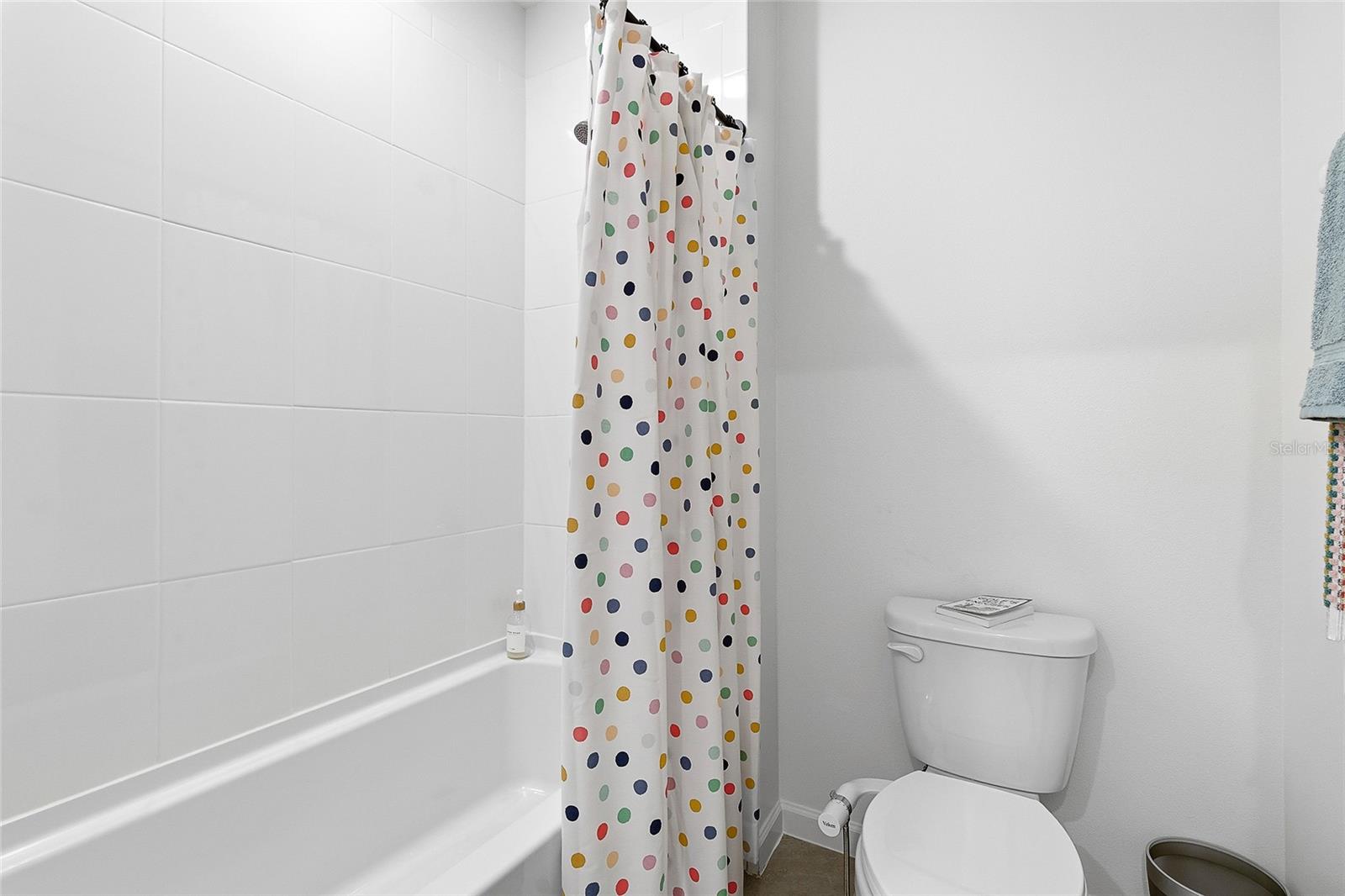 ADAMSON CRK PH ONE-C - Residential