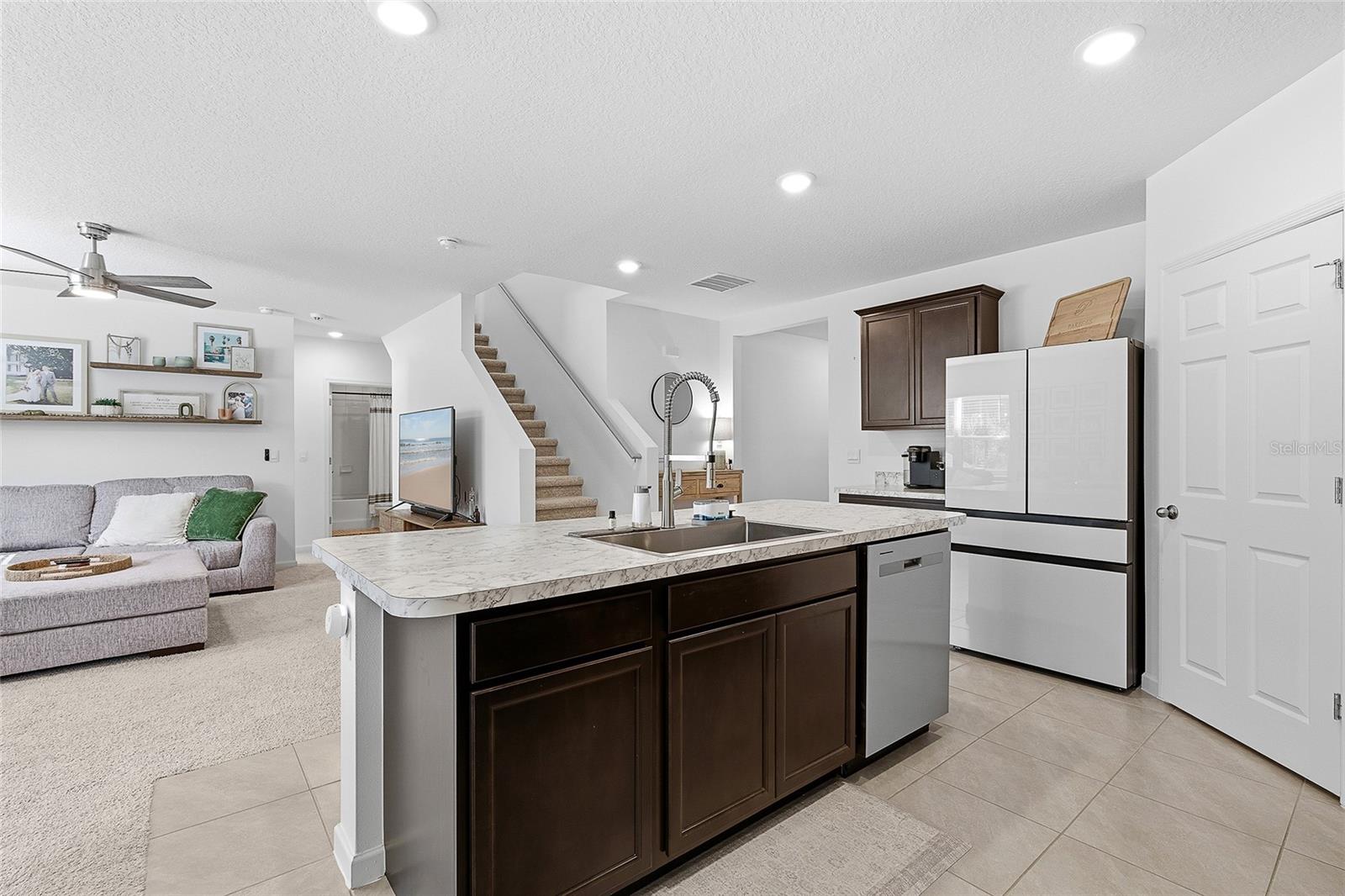 ADAMSON CRK PH ONE-C - Residential