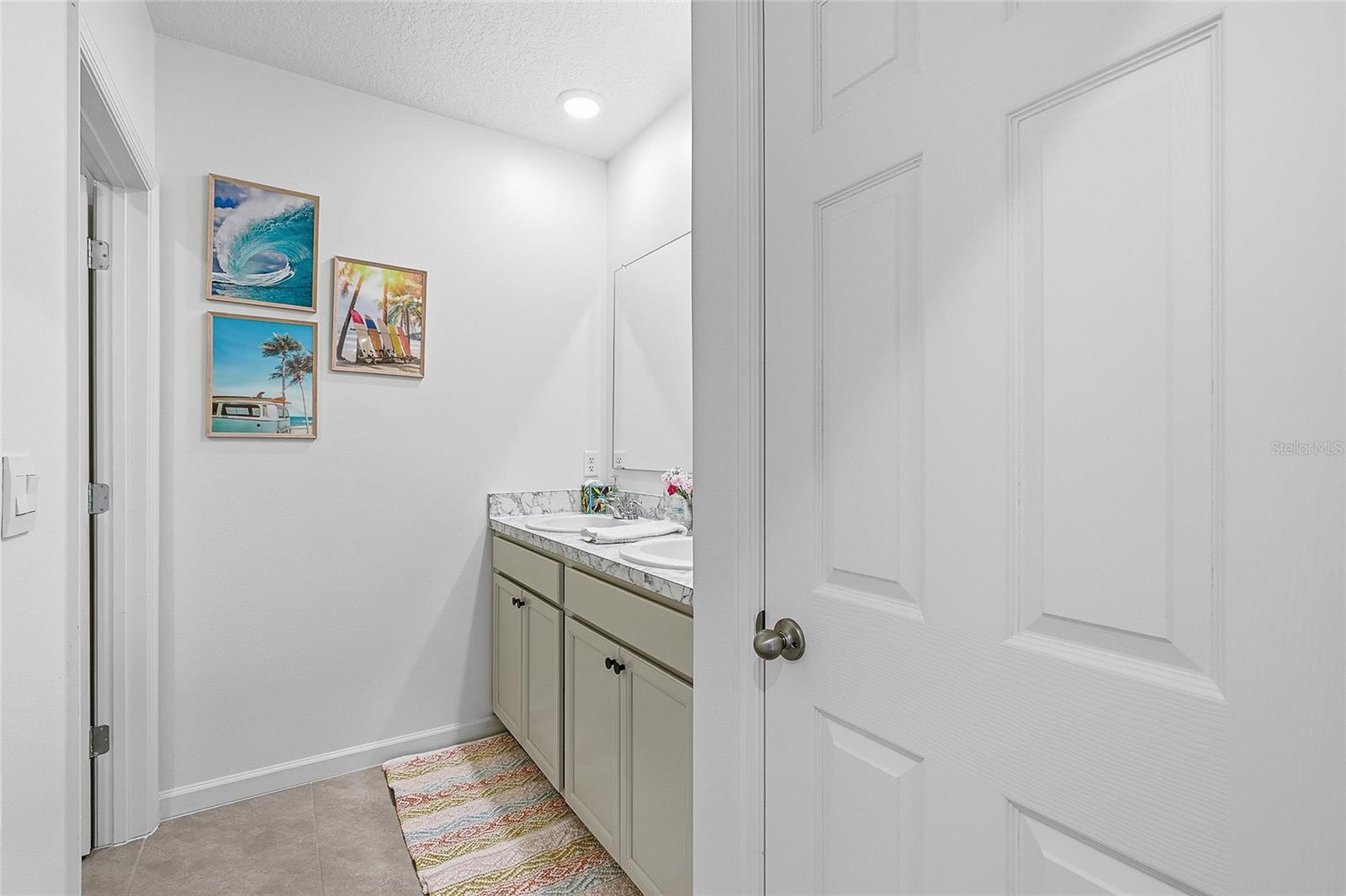 ADAMSON CRK PH ONE-C - Residential