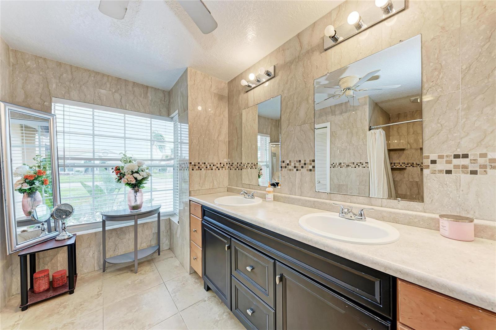 PERIDIA UNIT ONE - Residential