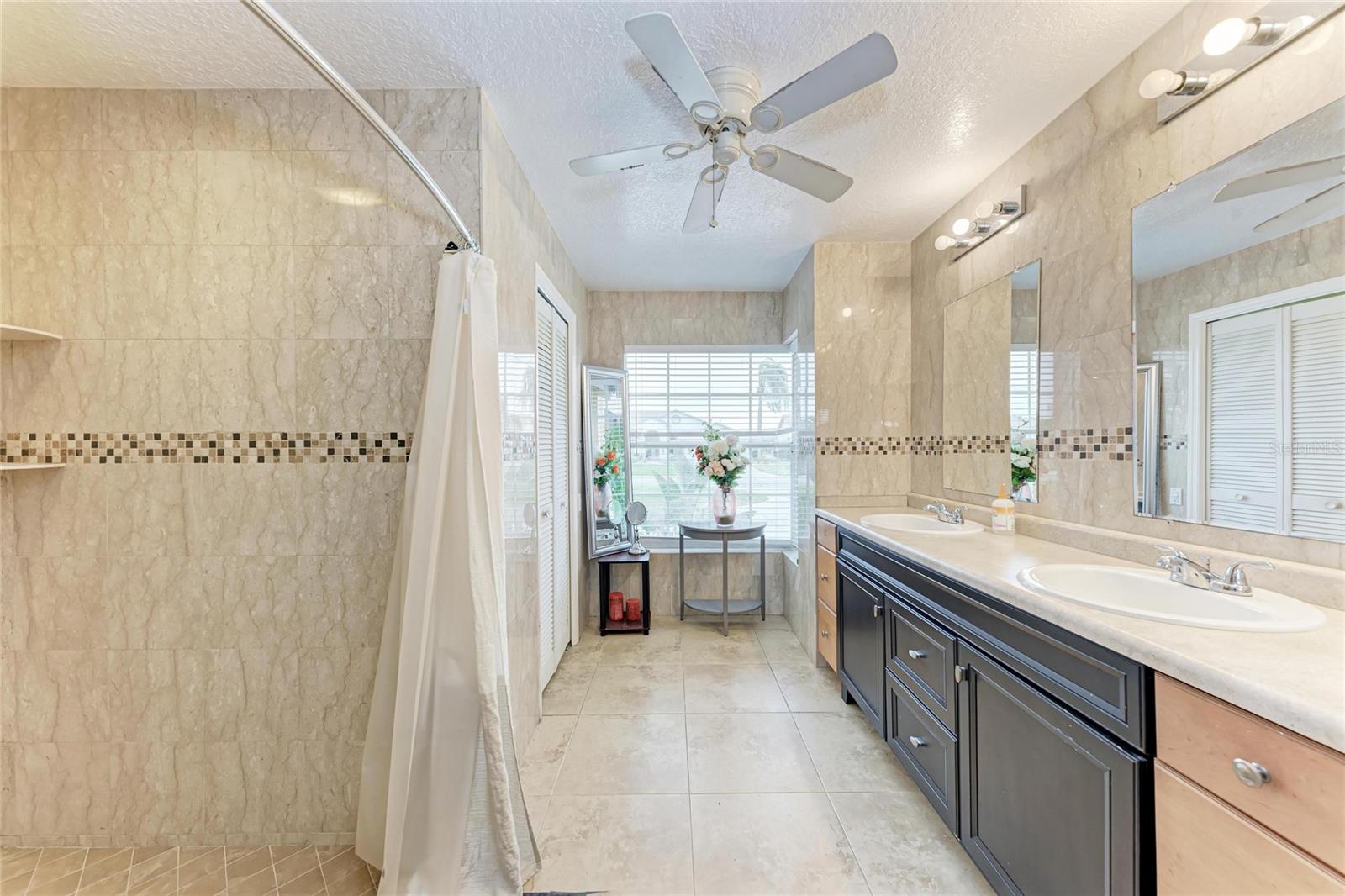 PERIDIA UNIT ONE - Residential