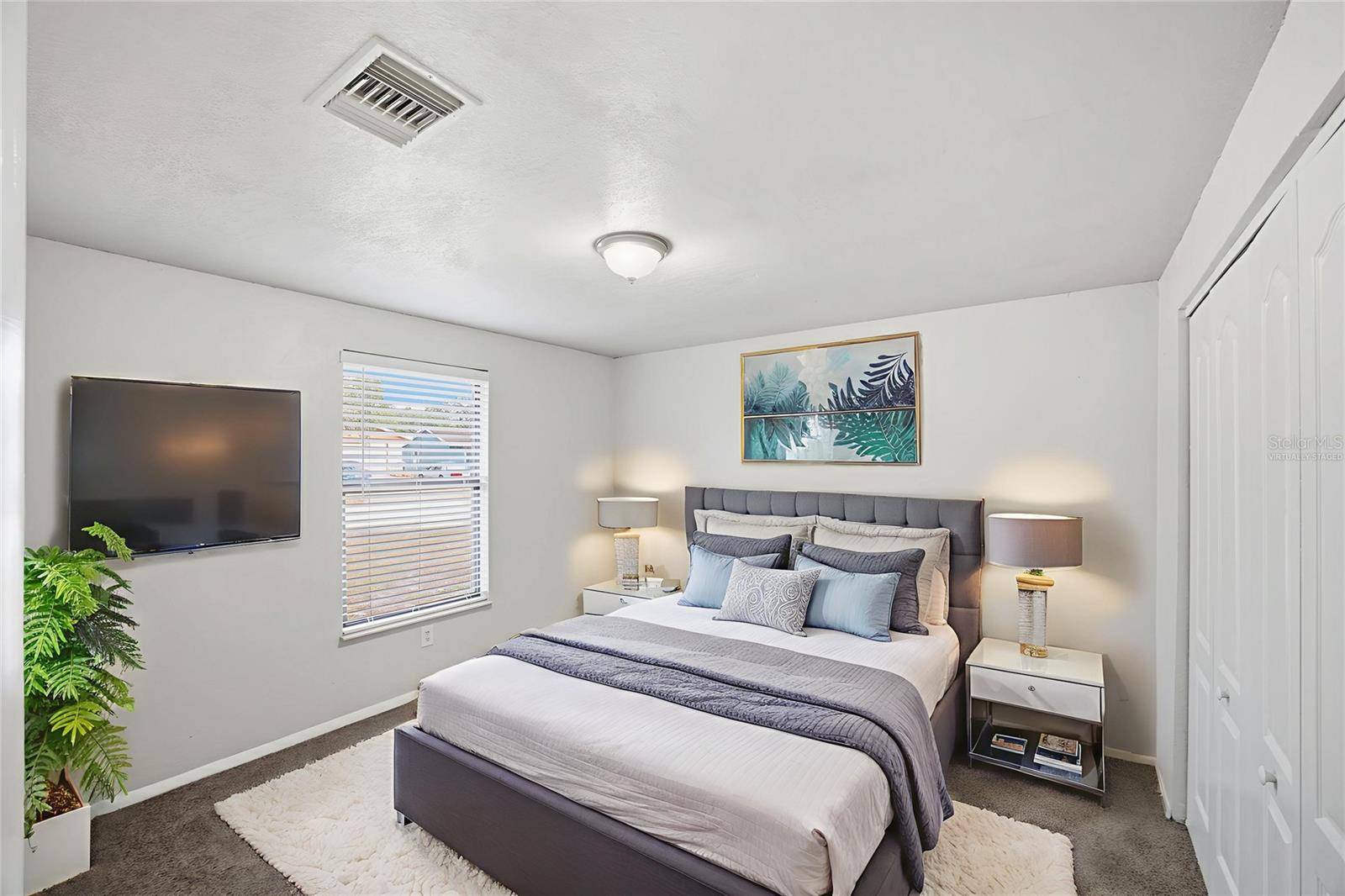 THE GLEN AT RIVER RIDGE - Residential