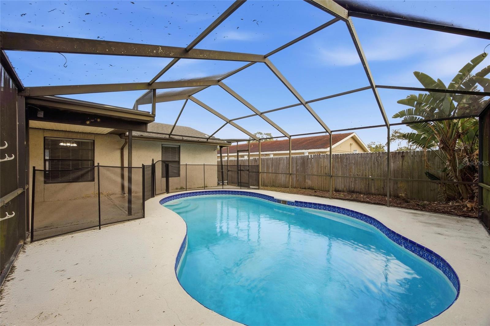 THE GLEN AT RIVER RIDGE - Residential