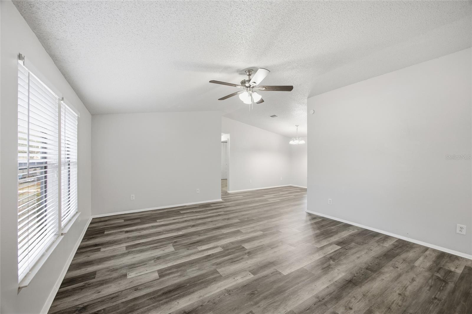 THE GLEN AT RIVER RIDGE - Residential