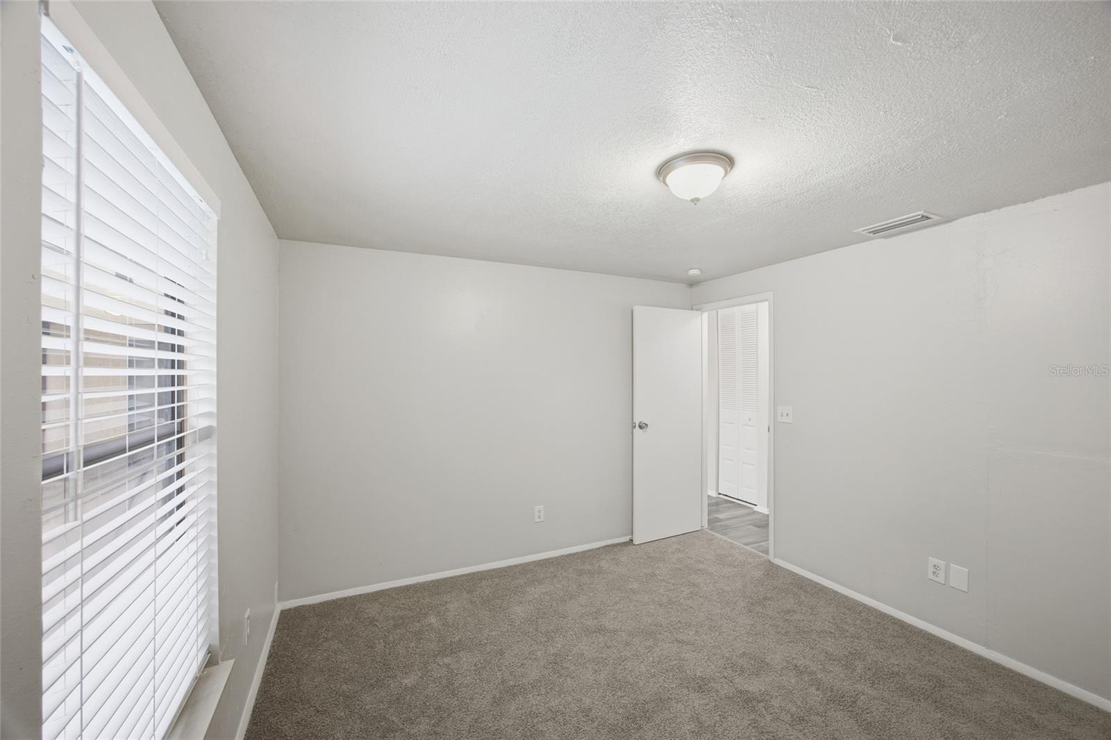 THE GLEN AT RIVER RIDGE - Residential