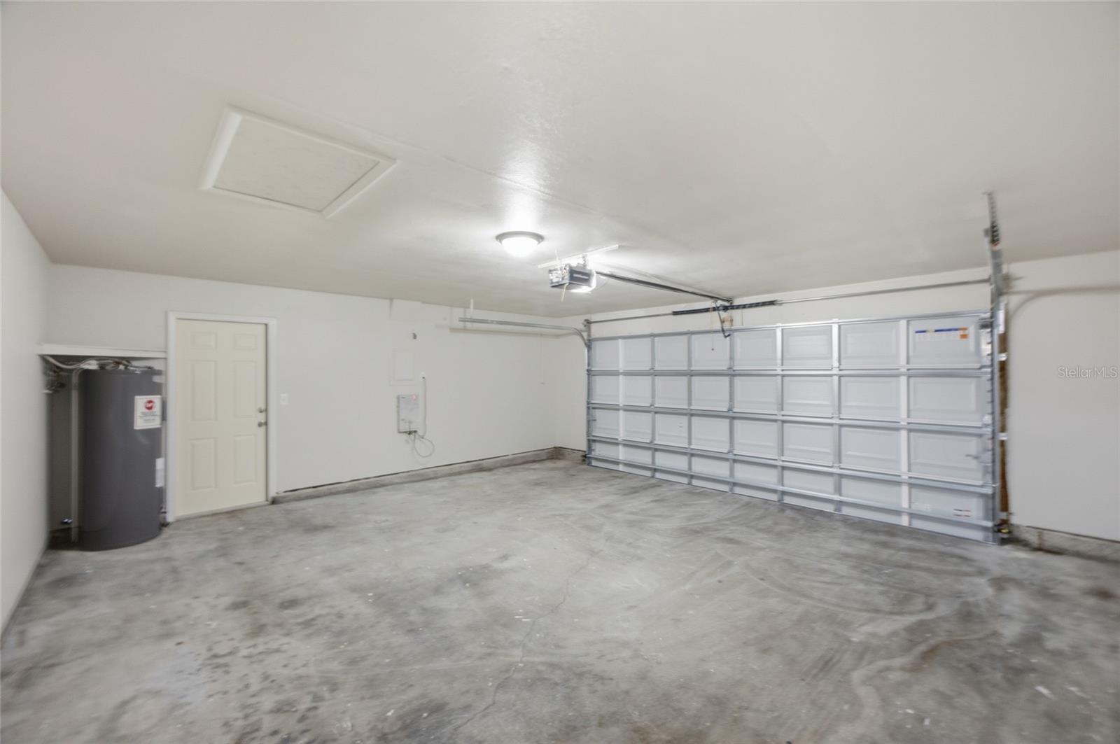 THE GLEN AT RIVER RIDGE - Residential