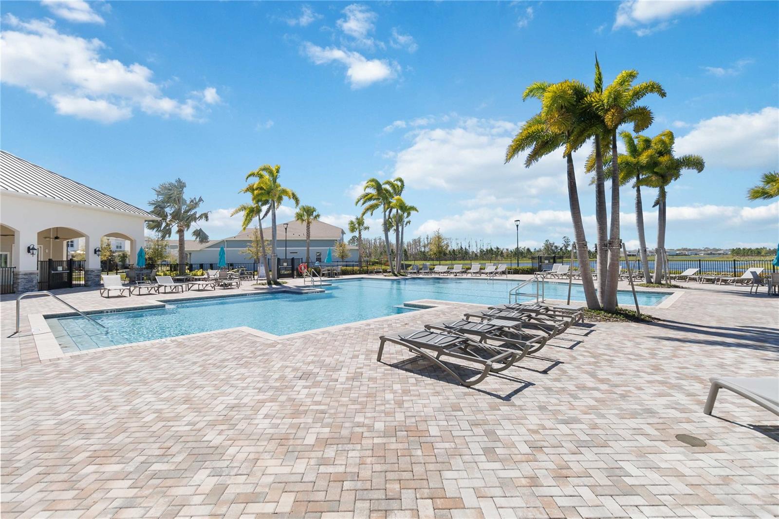 ISLES/LK NONA PH 1A - Residential