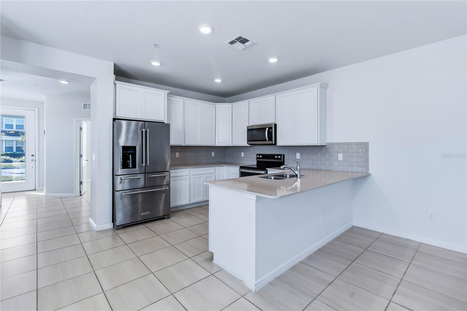 ISLES/LK NONA PH 1A - Residential