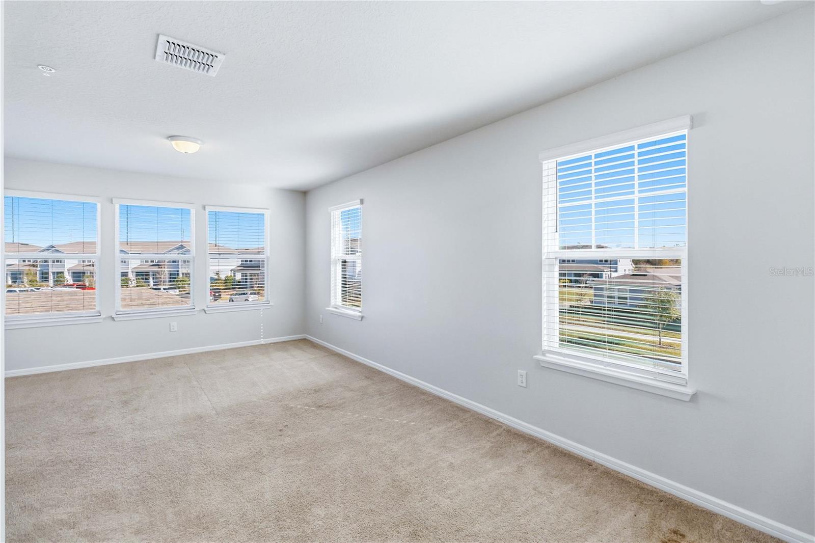 ISLES/LK NONA PH 1A - Residential