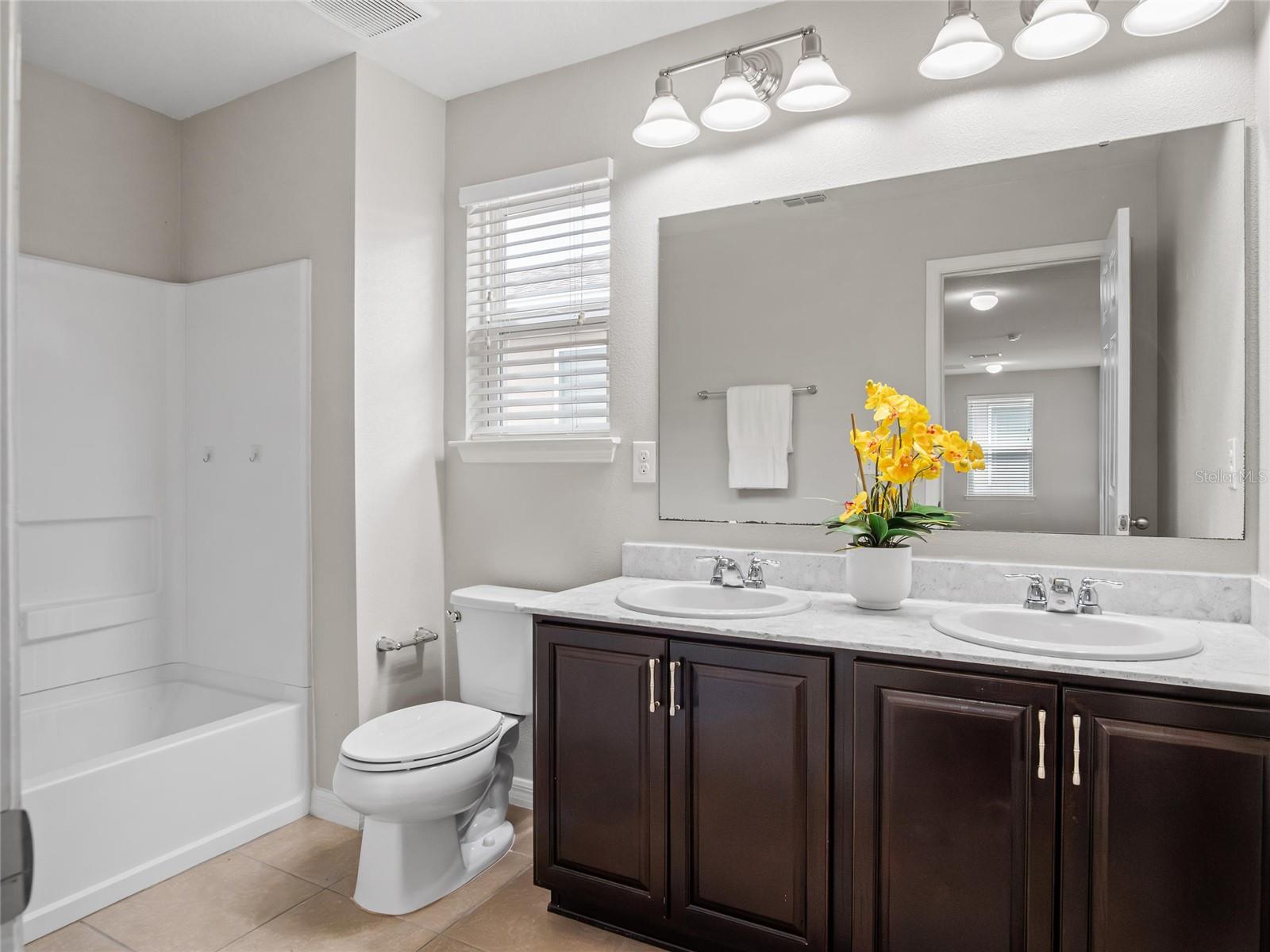 SILVERLEAF - Residential
