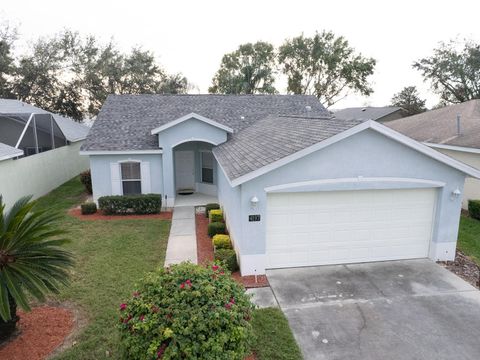 A home in LAKE WALES