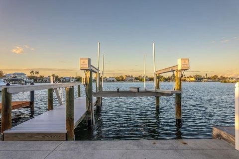 Photo of 454 63rd Street, Holmes Beach, FL 34217 (MLS # A4684367)