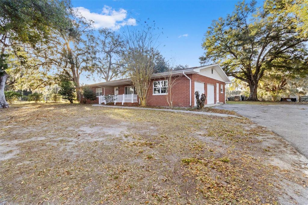 Photo of 24242 Cortez Boulevard, Brooksville, FL 34601 (MLS # TB8472418)