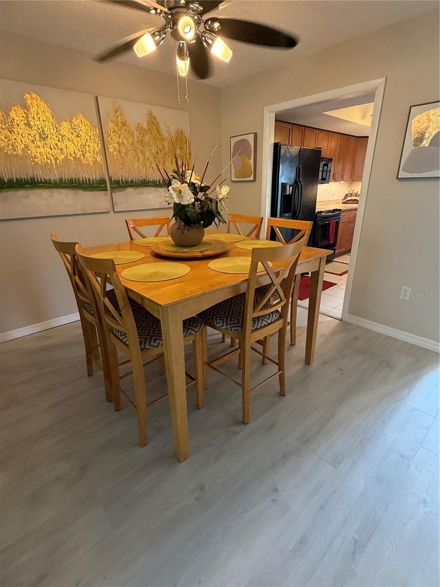 3176 LAKE BAYSHORE DRIVE 319