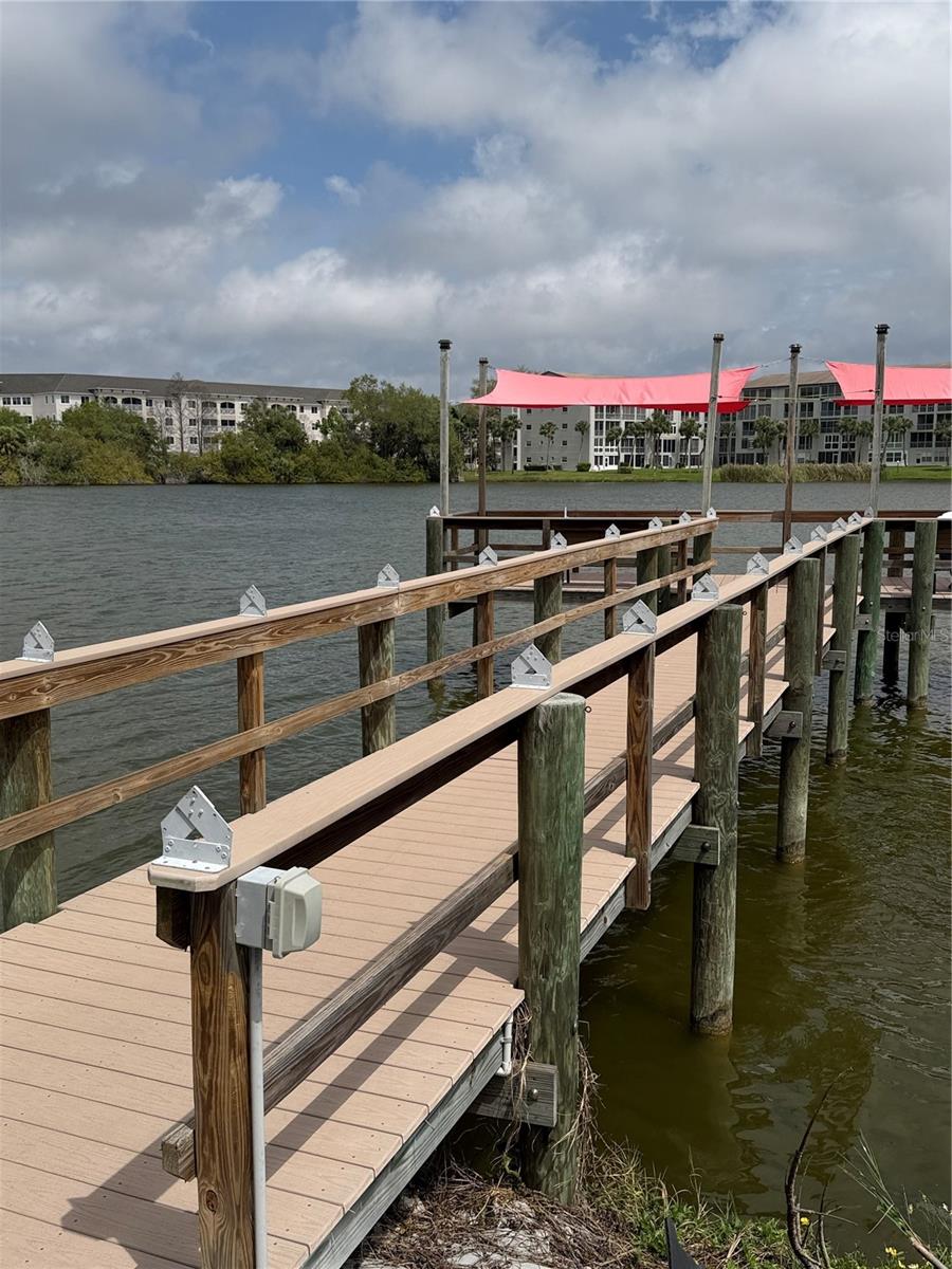 BAYSHORE ON THE LAKE APTS III SEC1 - Residential