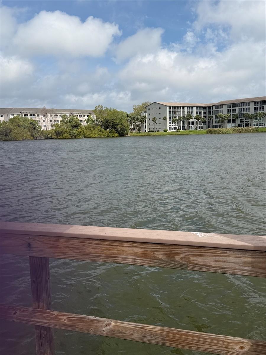 BAYSHORE ON THE LAKE APTS III SEC1 - Residential