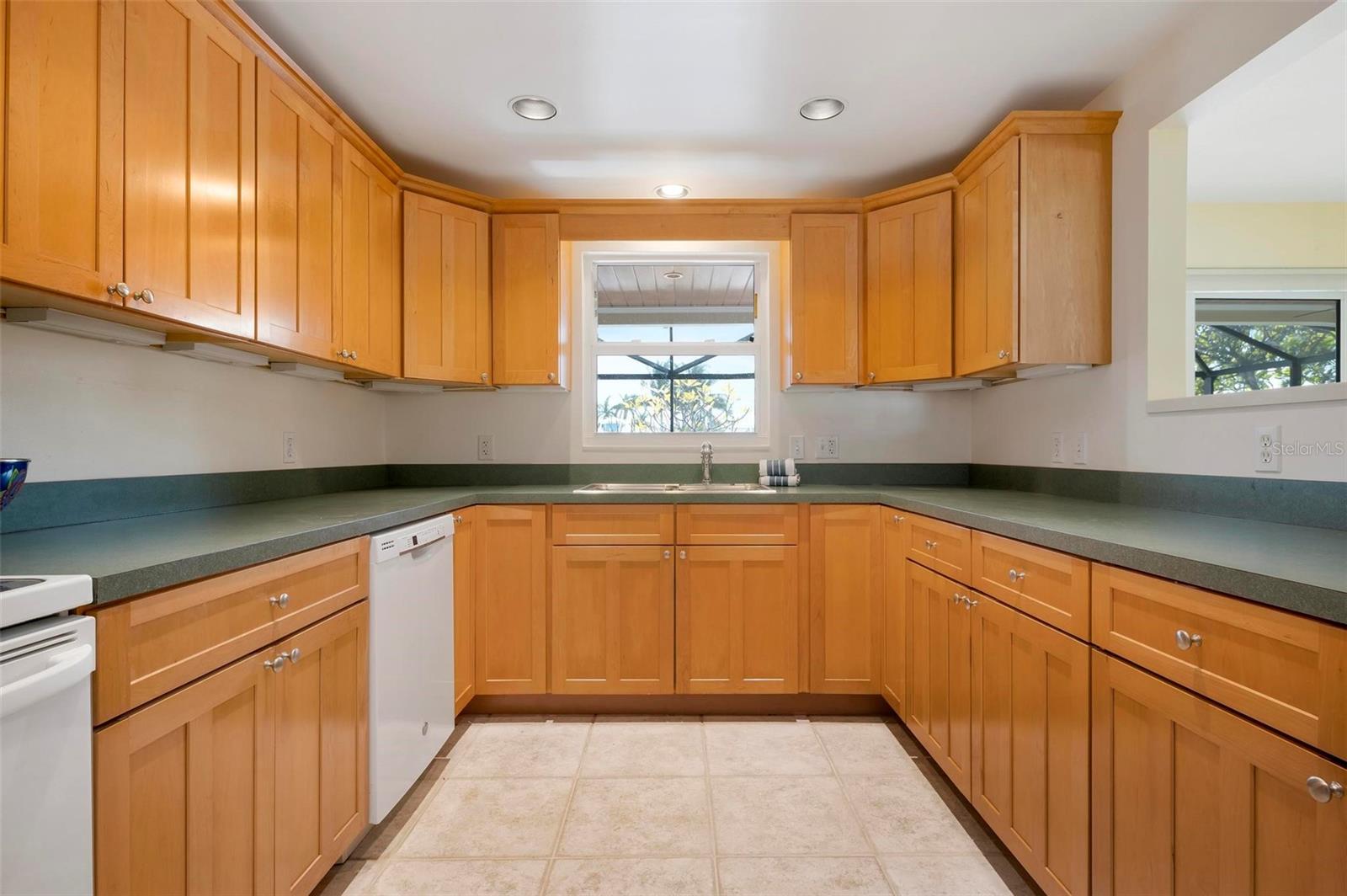 BAY PALMS ADD - Residential