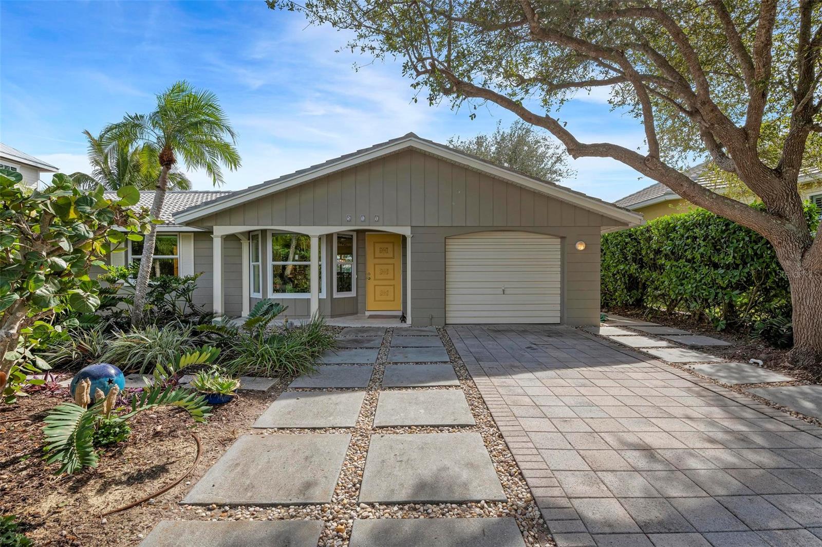 BAY PALMS ADD - Residential