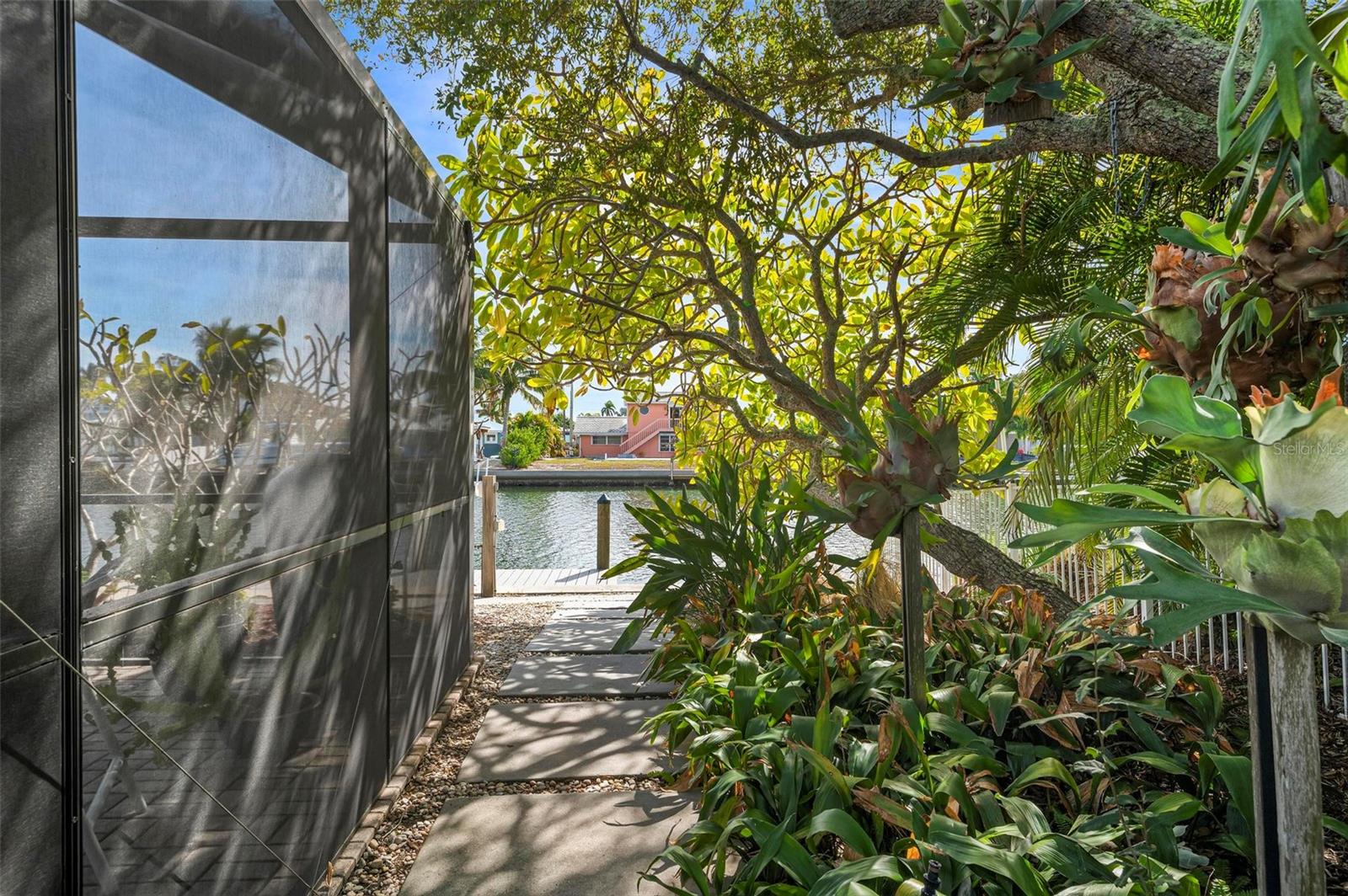 BAY PALMS ADD - Residential