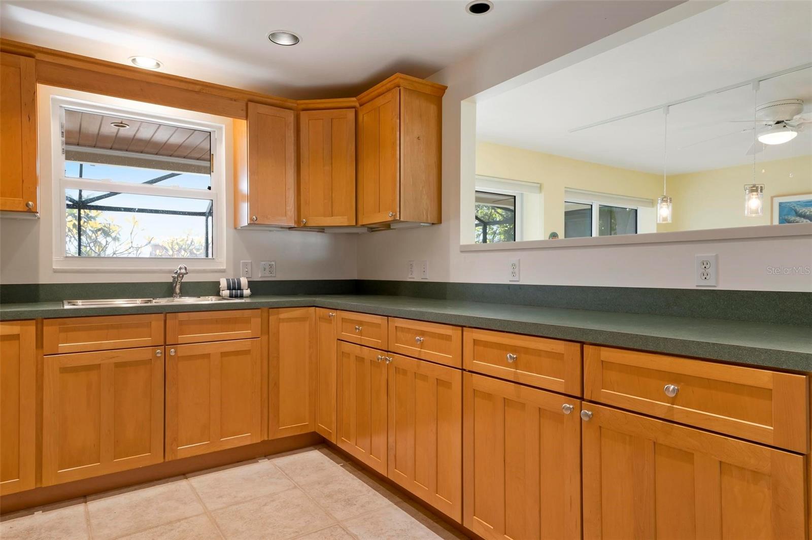 BAY PALMS ADD - Residential