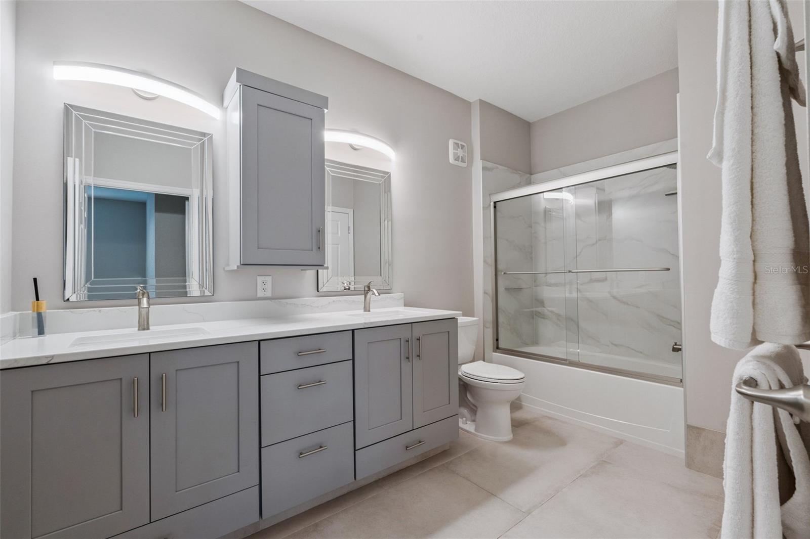 VENTURA/STONEBRIDGE COMMONS PH - Residential