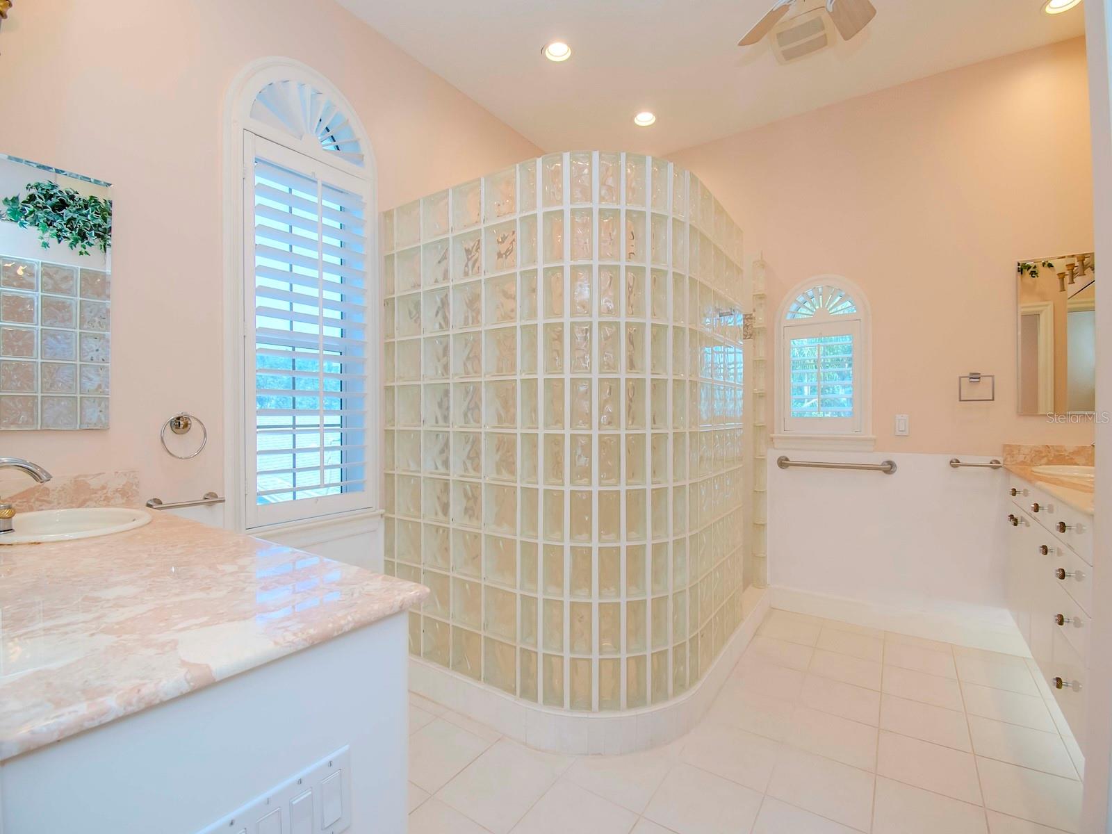 HARBOR BLUFFS SEC 4 - Residential