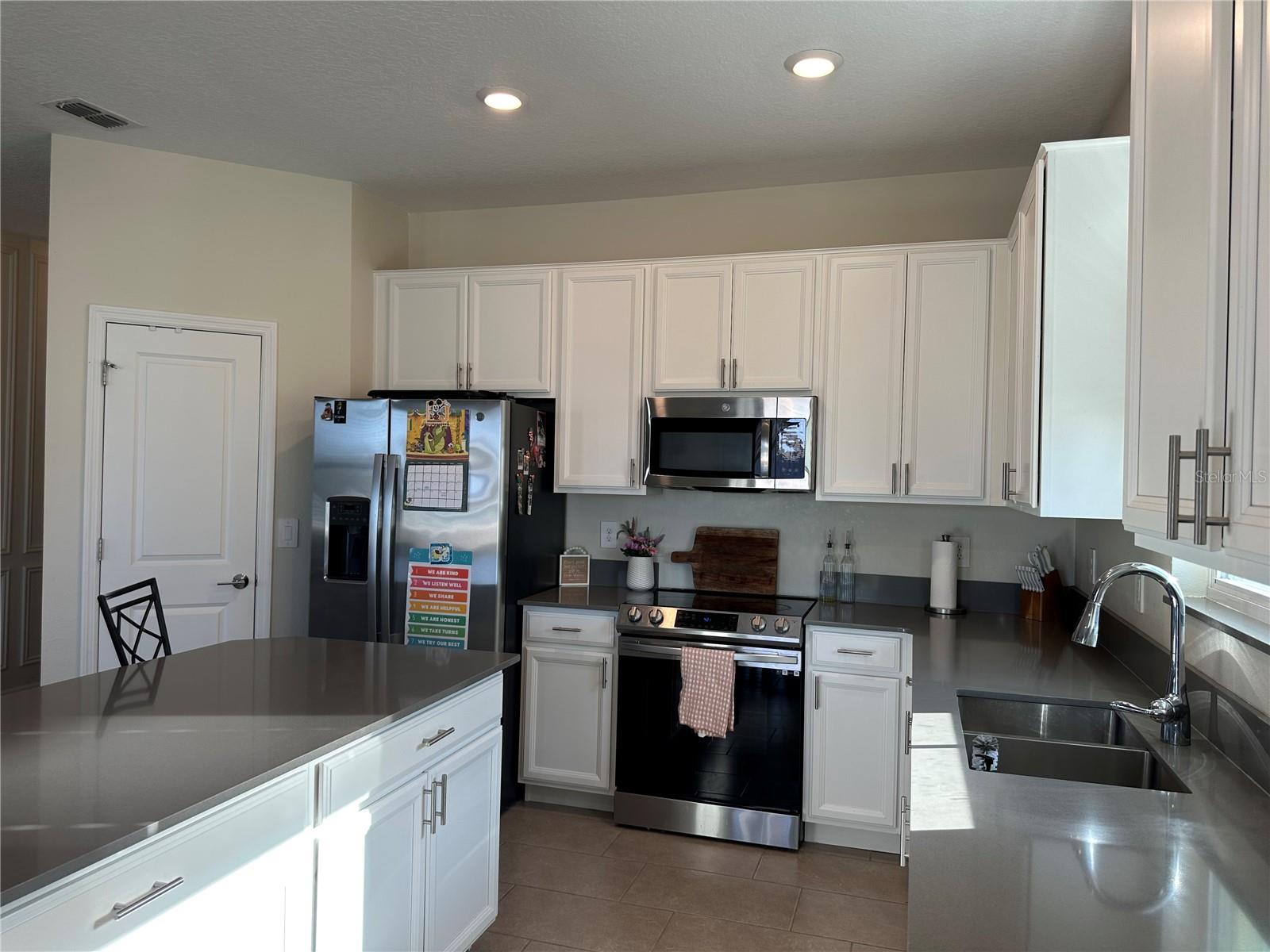 MAGNOLIA PARK PH 1 & 2 - Residential Lease