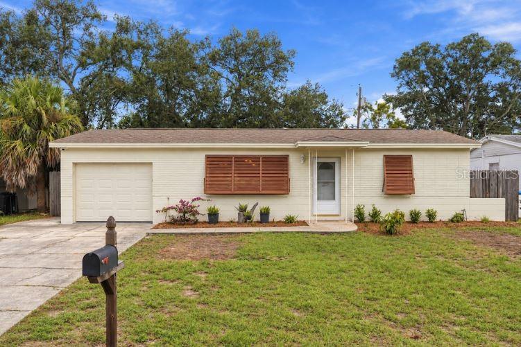 Photo of 10473 Cirimoya Lane, Seminole, FL 33772 (MLS # TB8553171)