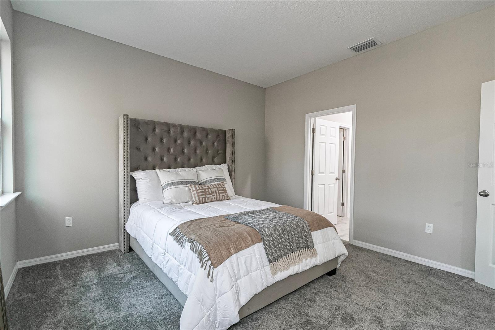 SILVER SPGS SHORES UN 31 - Land