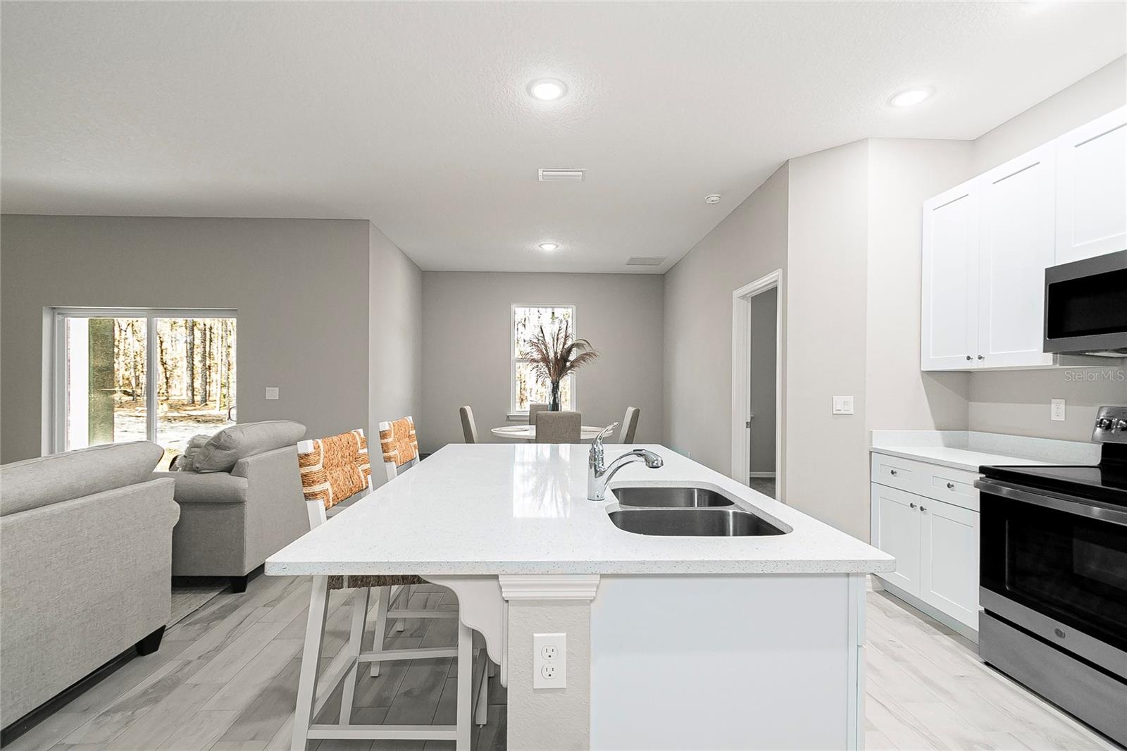 SILVER SPGS SHORES UN 31 - Land