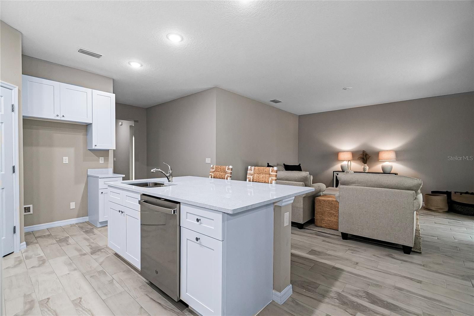 SILVER SPGS SHORES UN 31 - Land