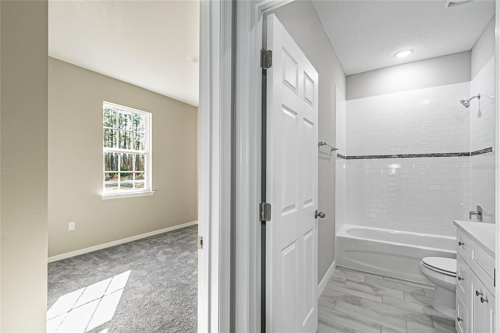 SILVER SPGS SHORES UN 31 - Land