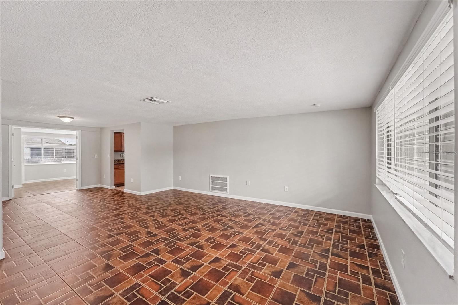 9035 SAINT REGIS LANE