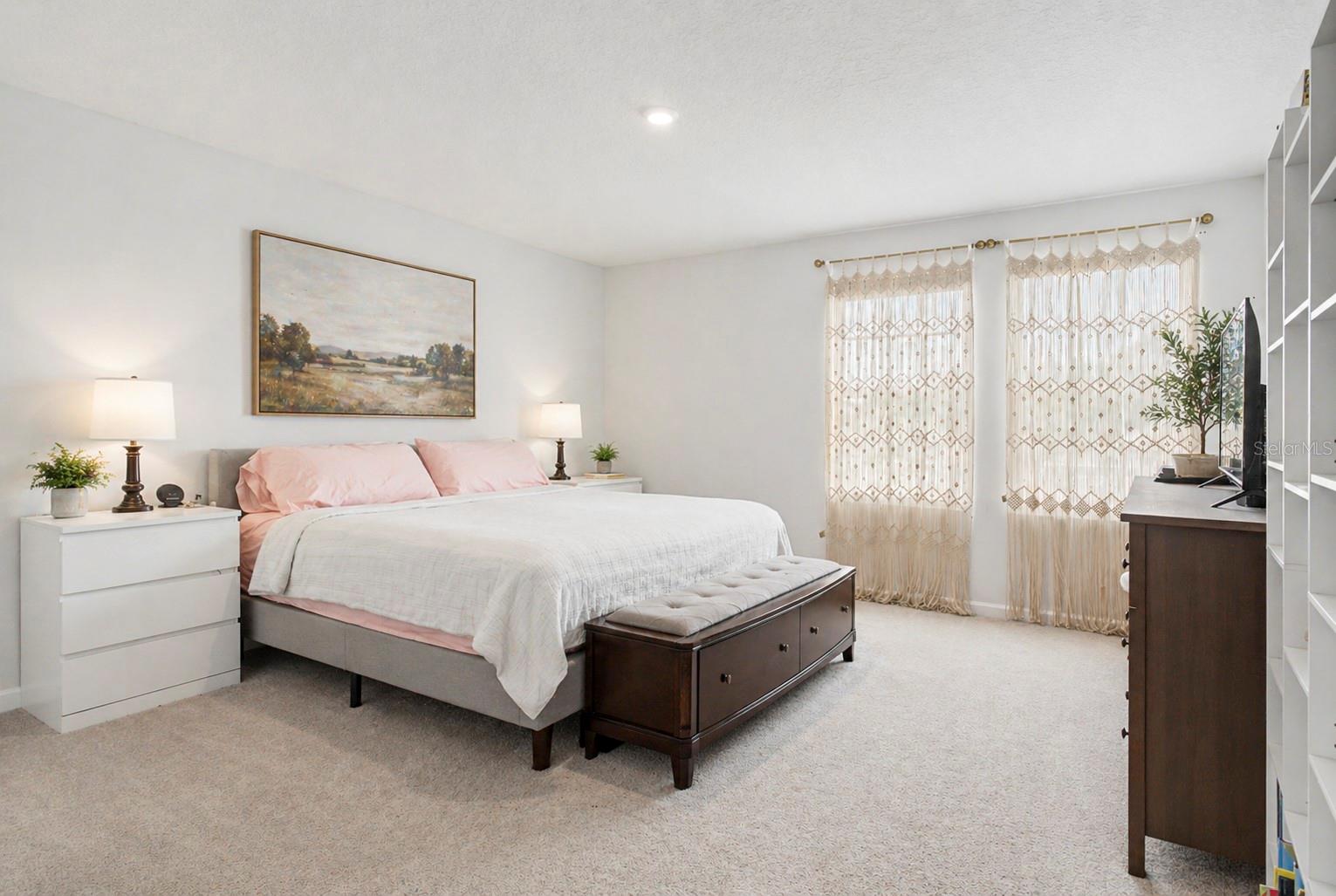 SOUTHERN CROSSING - Residential