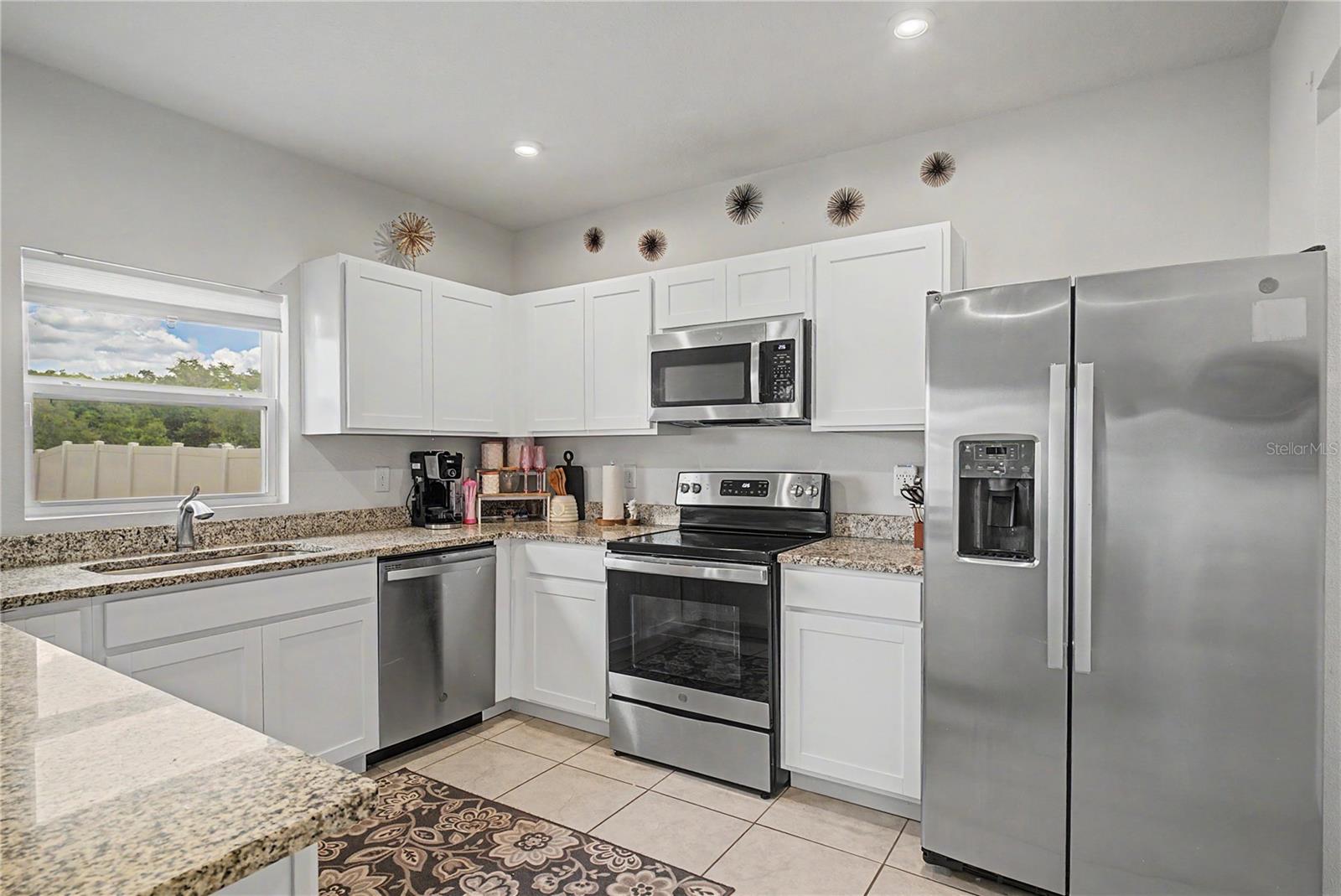 SOUTHERN CROSSING - Residential