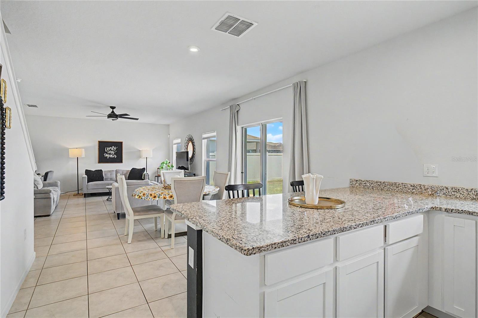 SOUTHERN CROSSING - Residential