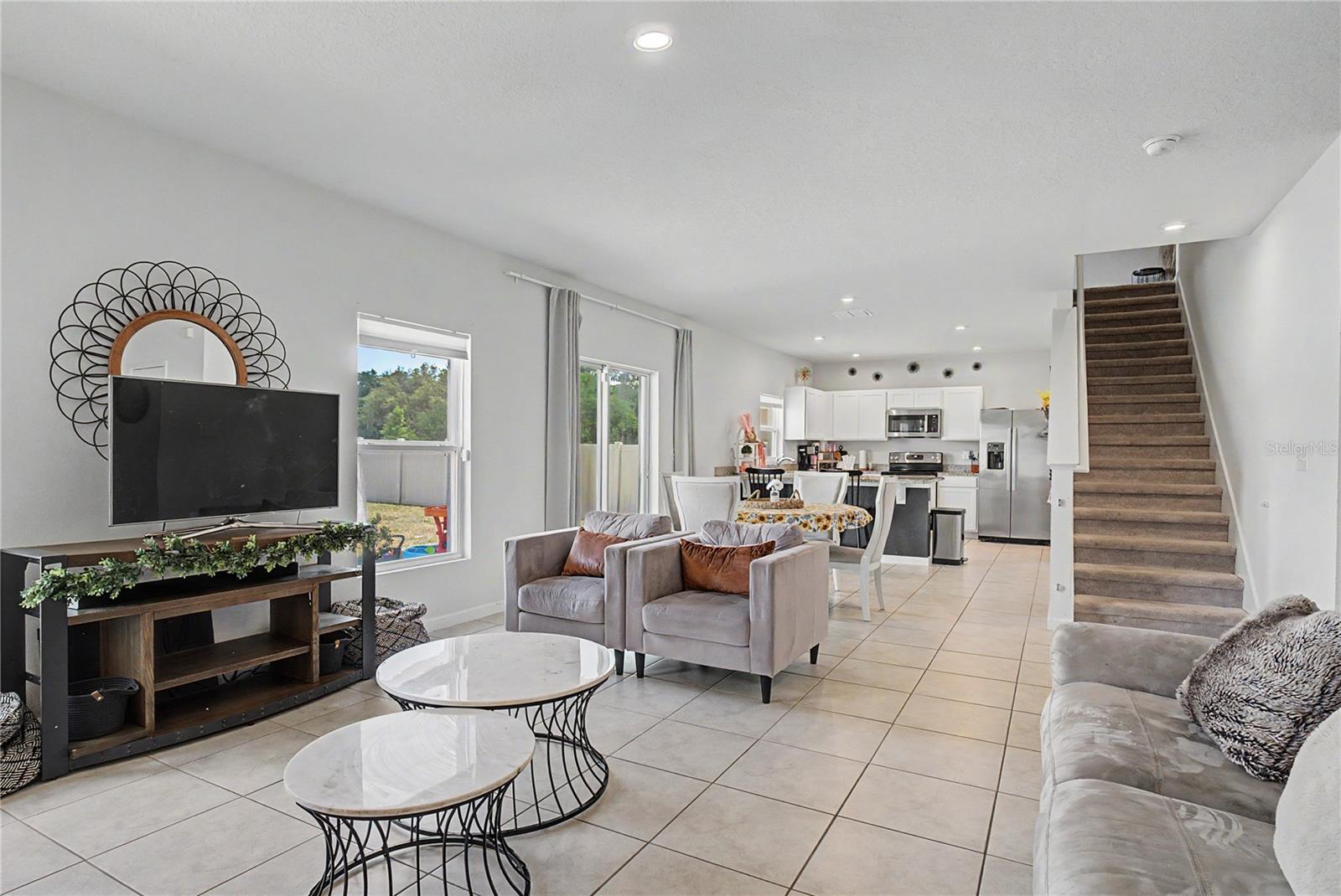 SOUTHERN CROSSING - Residential