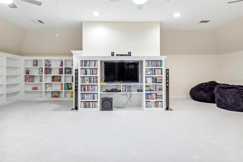 TAMPA PALMS 4A UNIT 1 - Residential